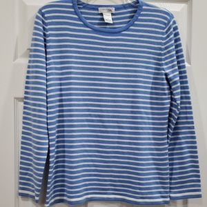 NWOT Super Soft Casual blue and white top